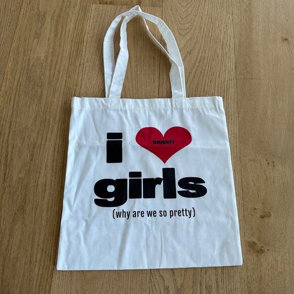 O-mighty I Heart Girls Tote Bag in White Black Red - Picture 1 of 2